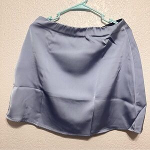 HERBATOMIA Women’s Mini Satin Skirt Casual High Elastic Waist size M New